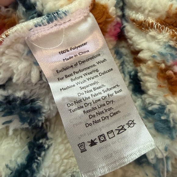 Eddie Bauer White Aztec Sherpa Fleece 1/4 Zip Pullover Medium Cozy Cabincore - Picture 10 of 13